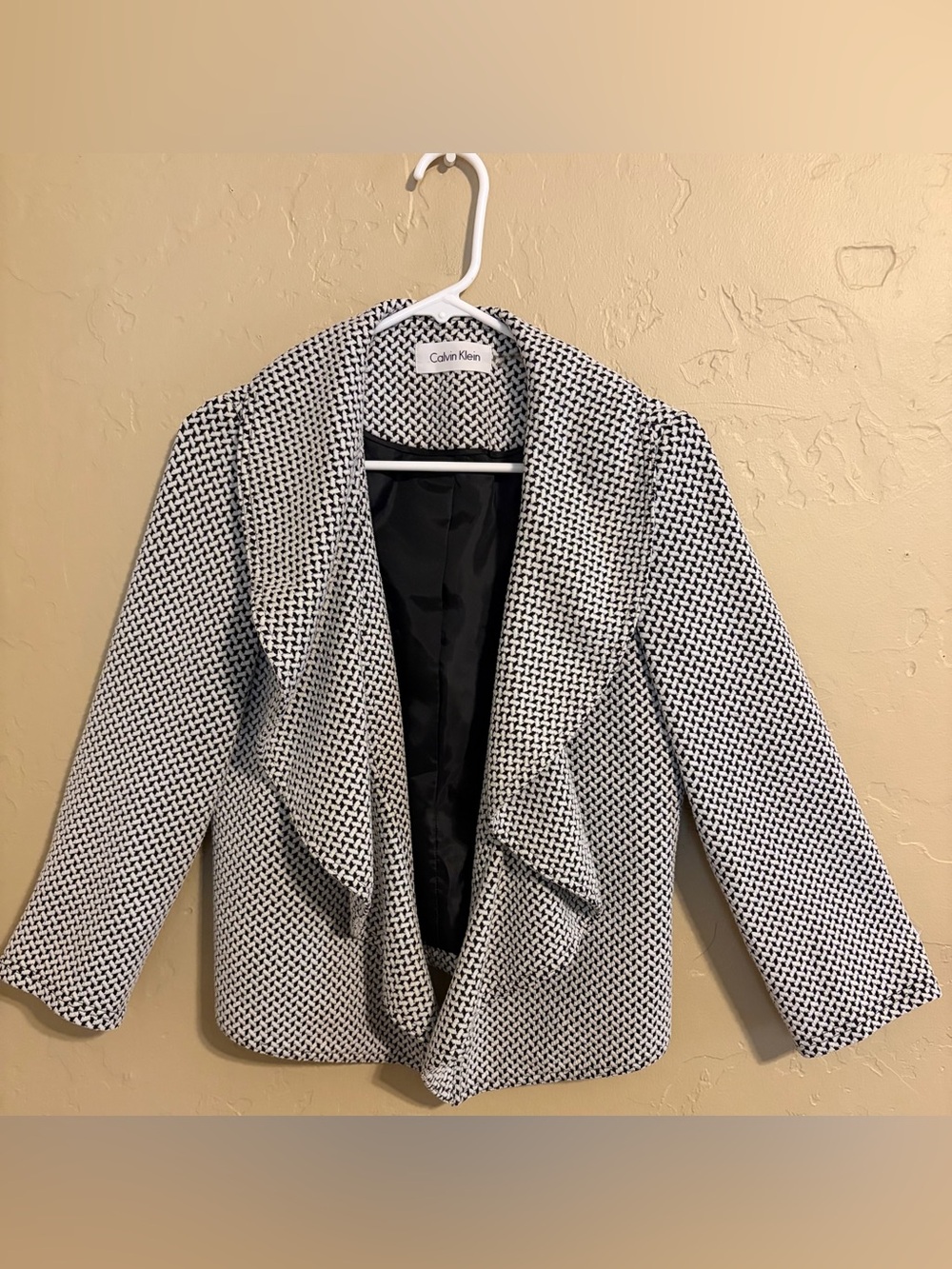 Calvin Klein women’s black white houndstooth open front blazer top size 6